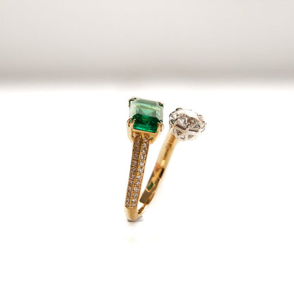 Old european cut diamond and emerald toi et moi ring