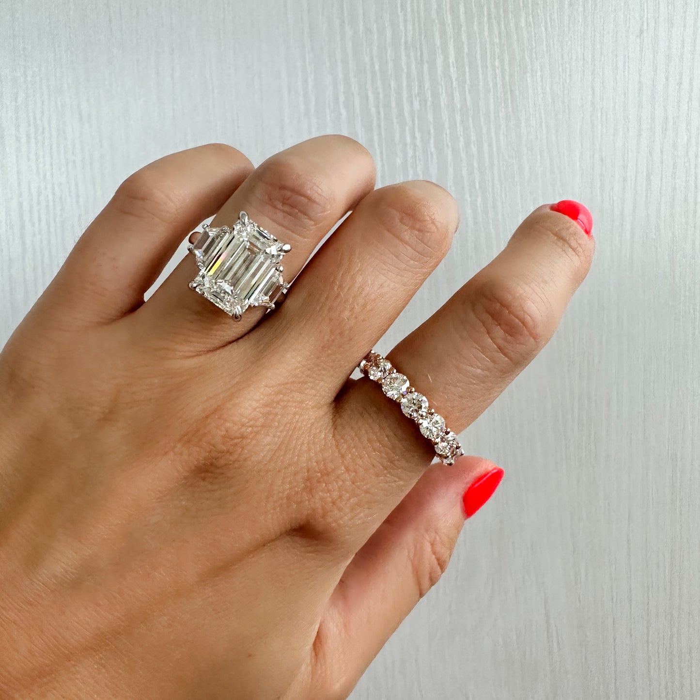 10 carat emerald cut diamond engagement ring with trapezoids in platinum by Valentina Fine Jewellery Hong Kong. Free global shipping including USA, Australia, Singapore, UK and Dubai