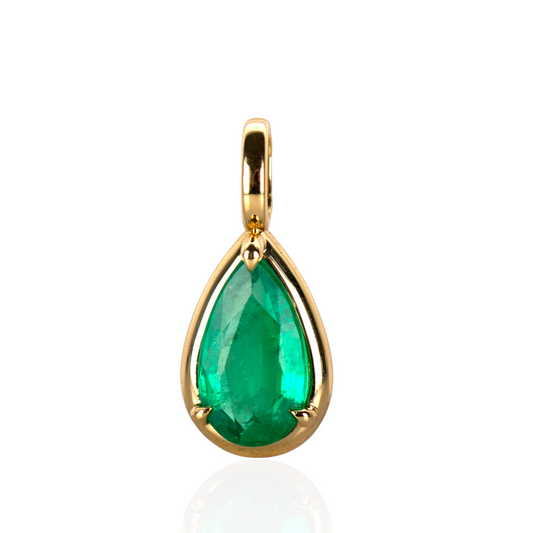 Colombian emerald pendant in 18k yellow gold by Valentina Fine Jewellery Hong Kong. Global free shipping including USA, UK, Australia, Singapore, Taiwan and New Zealand. Green emerald jewellery simply brings happiness!