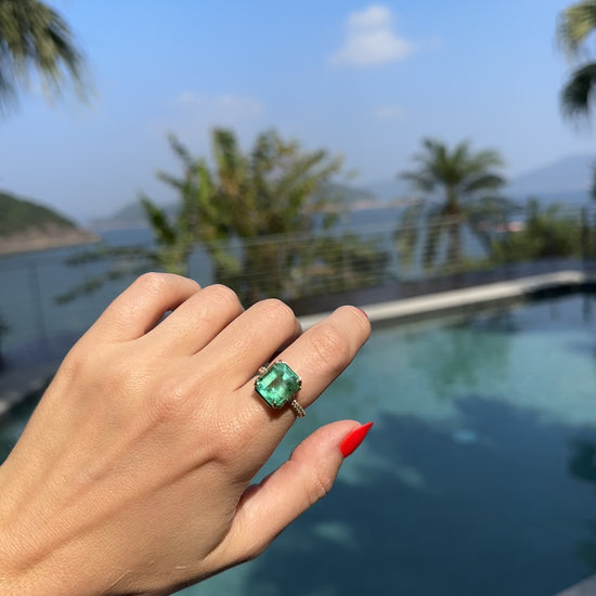 6 Carat  Emerald Ring With Diamonds in 18k gold by Valentina Fine Jewellery HK. Global free shipping including USA, Canada, USA and Singapore.