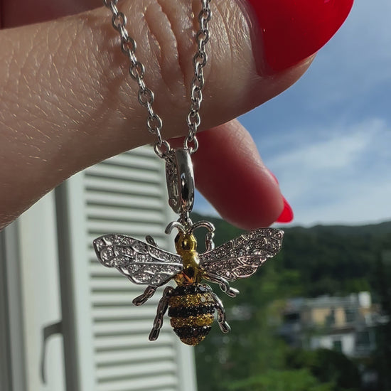 Yellow and White gold bee charm pendant necklace by Valentina Fine Jewellery Hong Kong. Global free shipping including USA, UK and Australia